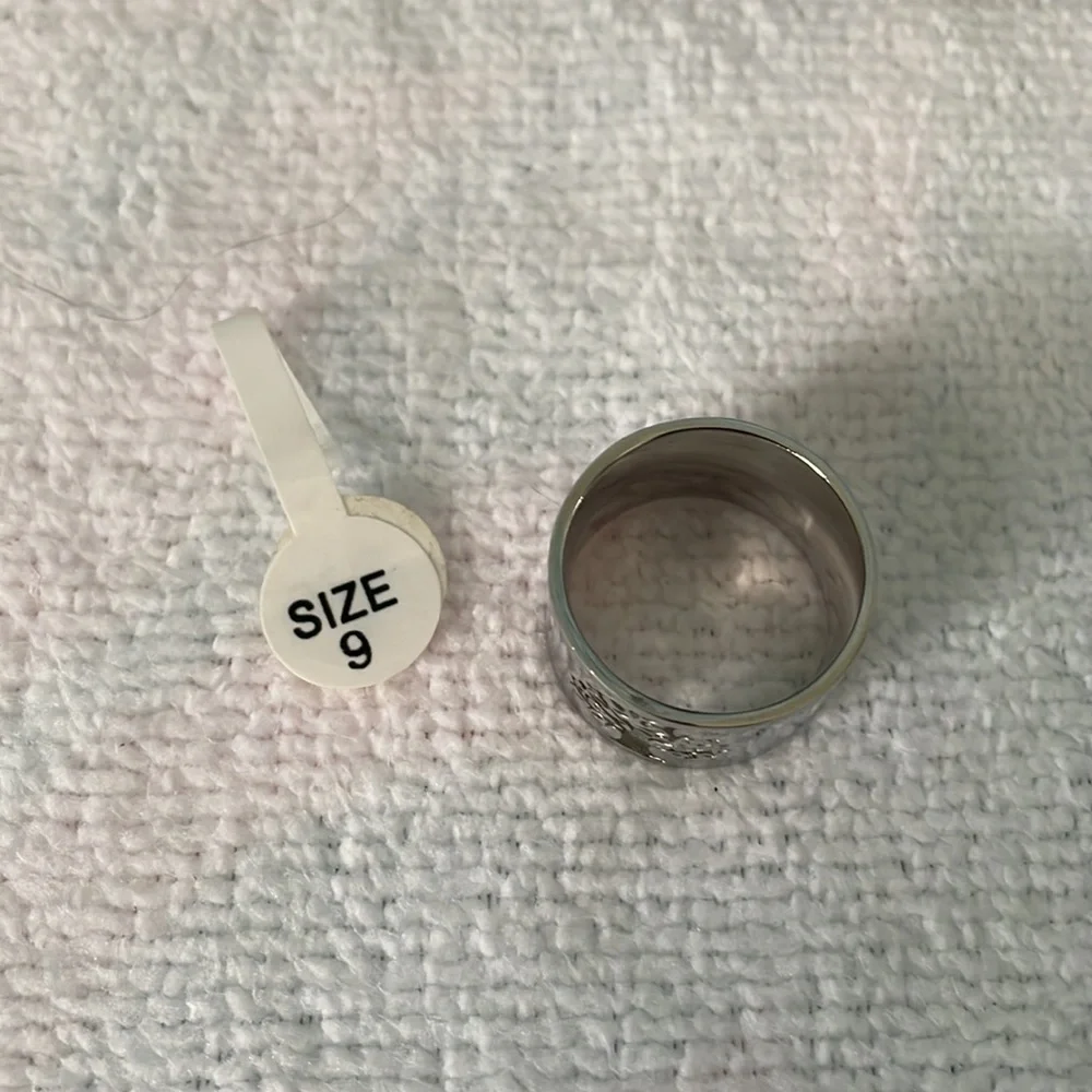 Silver tree ring. - Picture 3 of 5